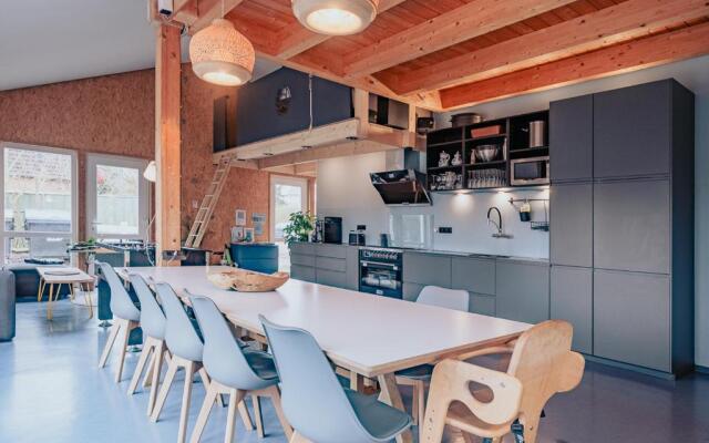 Hostel oder Ferienwohnung 1-16 Personen im BLAUEN HAUS