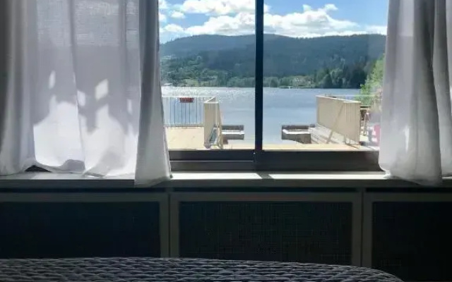 Chalet Au Bord Du Lac
