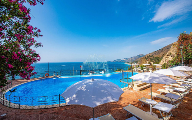 Baia Taormina Hotel