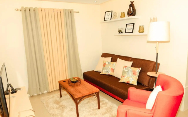 Fully Furnished Apartment with Netflix and Wifi