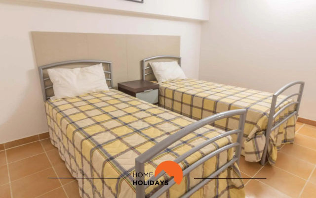 #102 Clube Albufeira villa with private pool & garden