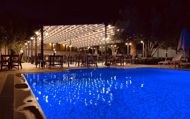 Assos Park Hotel