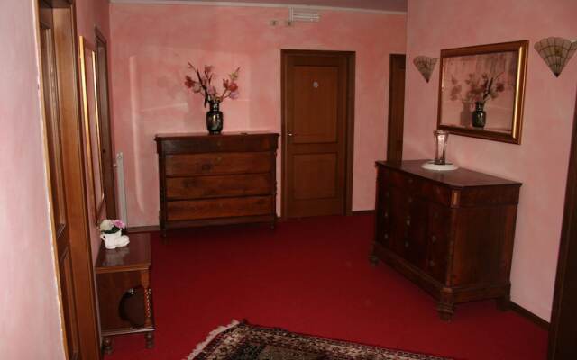 Albergo Villa Coronà