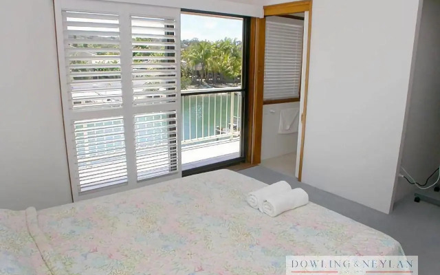 Peza Place 3 Peza Court 5