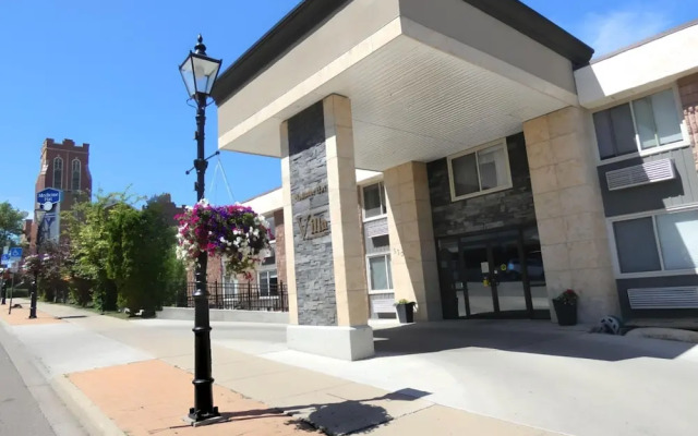 The Medicine Hat Villa