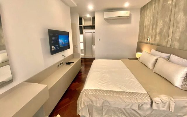 Midtown The Peak By Dhome