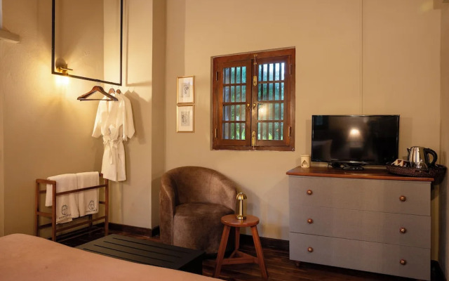 Tathya Hills - Luxe Garden Retreat