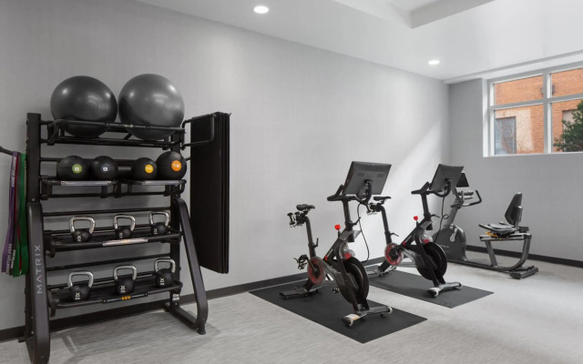 Courtyard by Marriott Cleveland University Circle