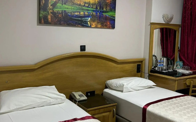 Nil Hotel