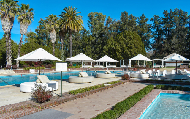 Sheraton Pilar Hotel and Convention Center