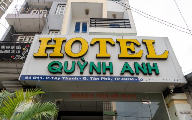 Quynh Anh Hotel by Zuzu