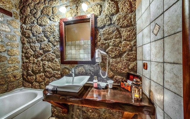 Pera Alonia Guest House