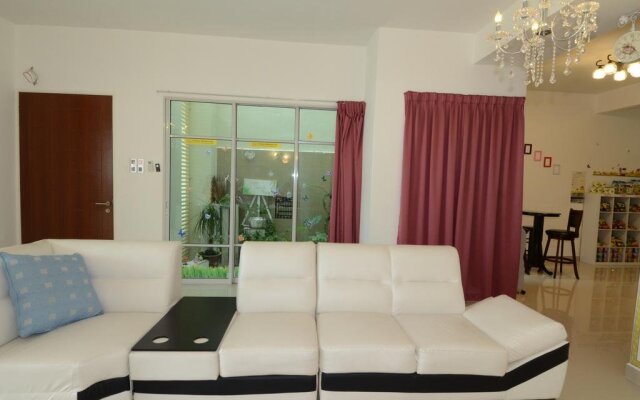 Felice Homestay