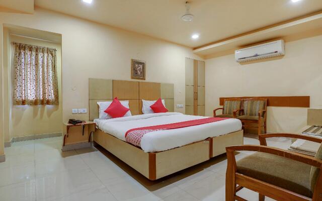 OYO 48723 Shanthaa Residency Lodge