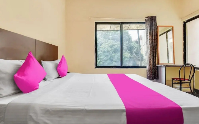 Hotel Shangrila by OYO Rooms