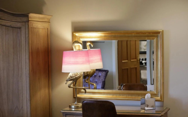 The Heather Glen Country House