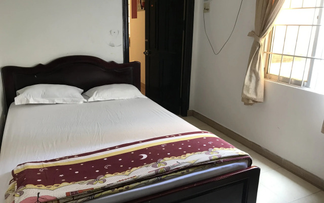 Khanh Huyen Motel by OYO Rooms