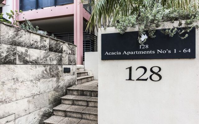 Sky Gardens Sunset River View Netflix Wine Parking