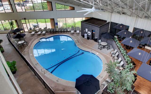 The Atrium Hotel on Third