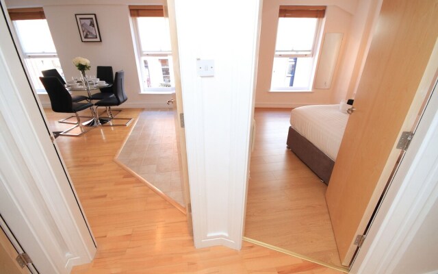 Coppinger Row Stylish Apartment