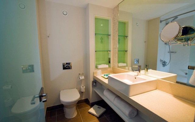 Holiday Inn Stevenage by IHG