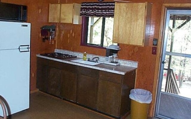 Sierra Bonita Cabins and RV Park