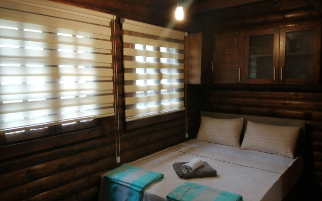 Sakli Cennet Esadiye