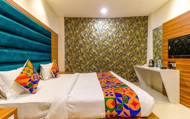 Fabexpress Golden Velvet