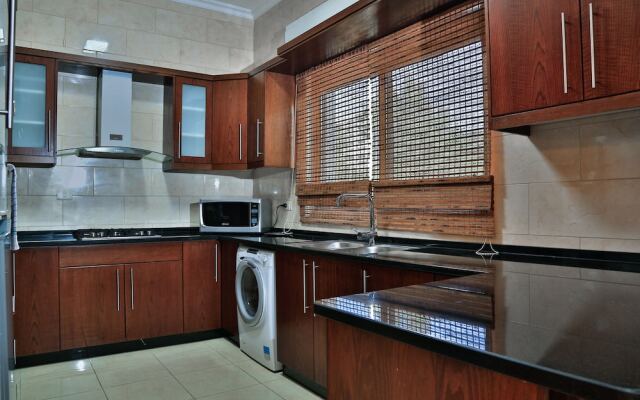 Modern & Hillview Terrace