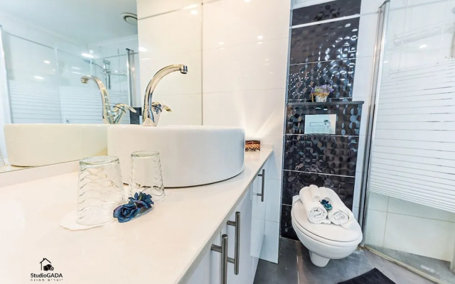 Luxury Apartment by Lake Kinneret