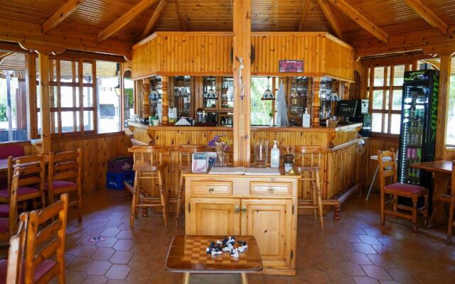 Irida Hotel