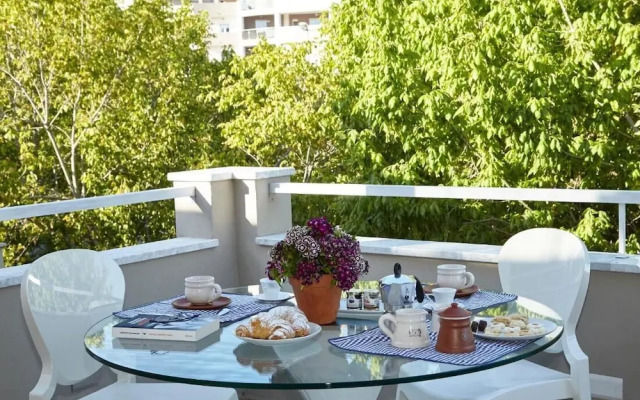 Bb le more Penthouse Apartment