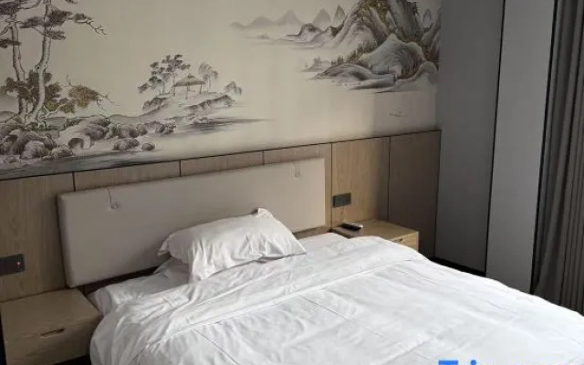 Shanghai Haojia Hotel (Songjiang Sports Center Subway Station)