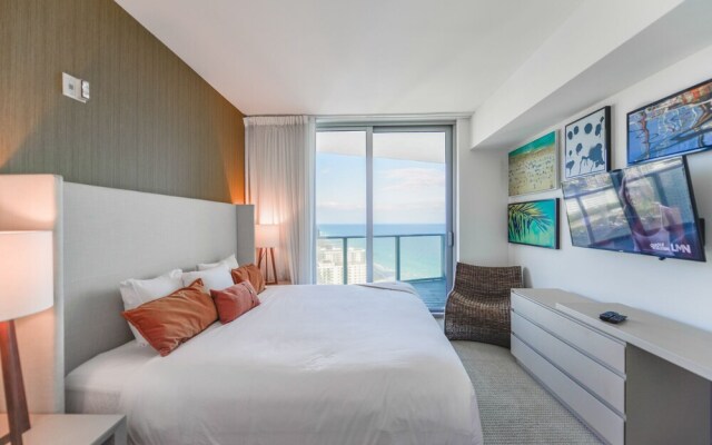 Luxury 2Br Condo At Hyde Beach