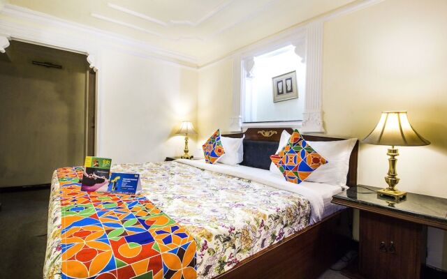 FabHotel Sugan Niwas Palace Bani Park