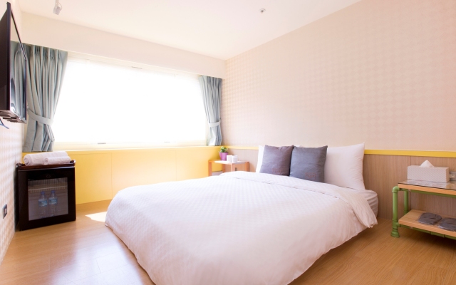 Click Hotel - Ximending Branch