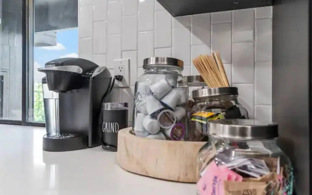 Retreat in Vibrant Westminster 4BR Hot Tub