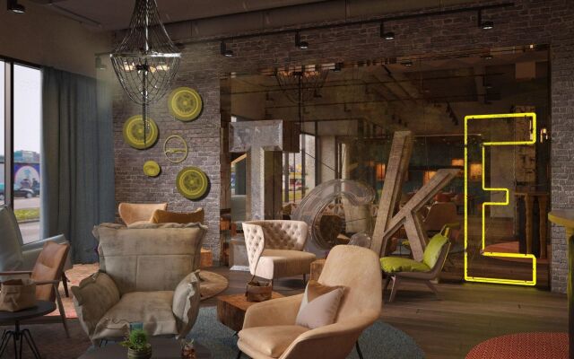 Hotel Indigo Berlin - East Side Gallery by IHG