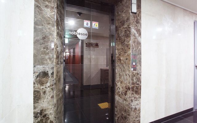 Noblesse Hotel