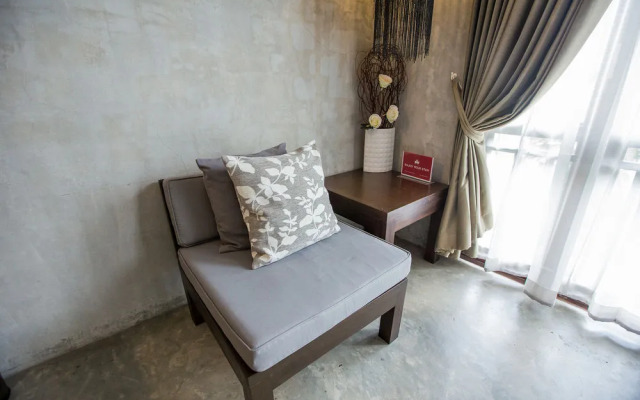 ZEN Premium Bumrungraj Soi 2