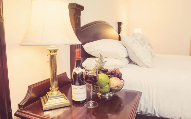 The Devon Inn Hotel
