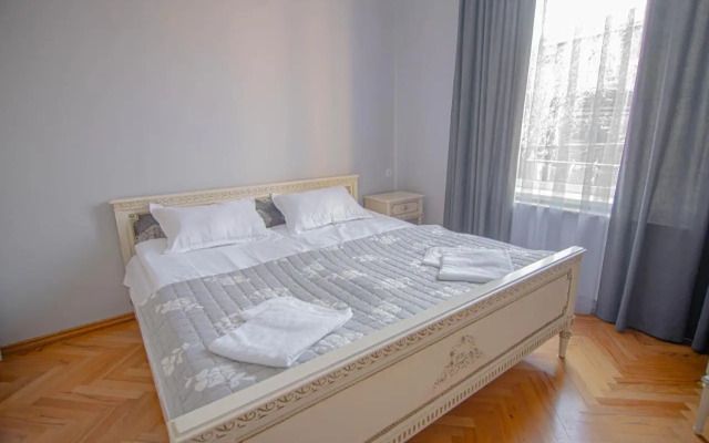 Tetriani Guesthouse