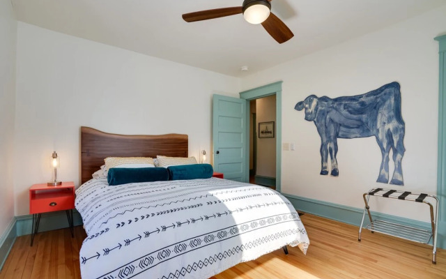 Spacious Minneapolis Home - 2 Mi to Downtown!