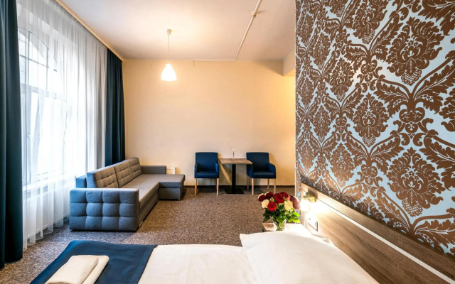 Lothus Hotel