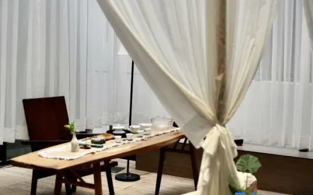 Wuyishan Half Mountain and Half Water (Zen culture theme) Hotel