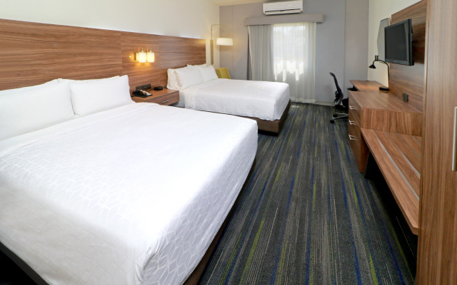 Holiday Inn Express Piedras Negras by IHG