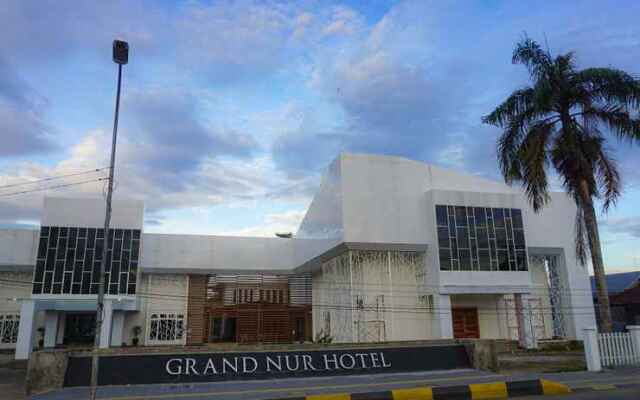Grand Nur Boutique Hotel Watampone