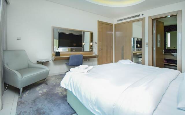 Business Bay Paramount Towers 1BR