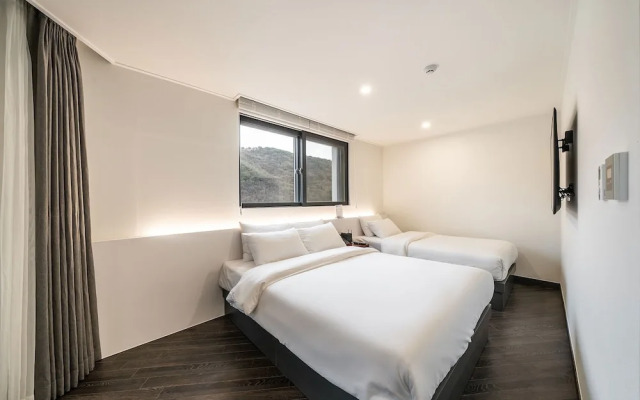 Namyangju Reina Hotel