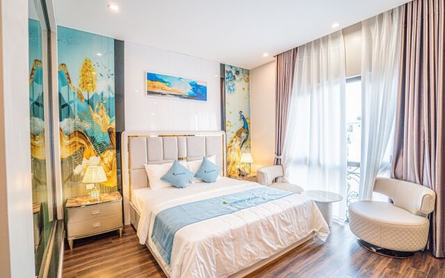 Luxury Hotel